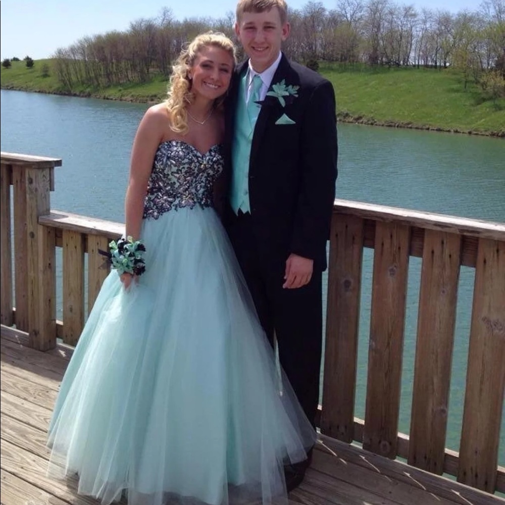 Tony Bowls Prom Dress